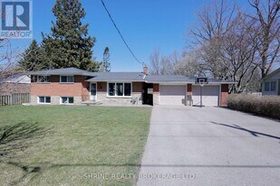 670 Victoria St in London, ON - Building Photo