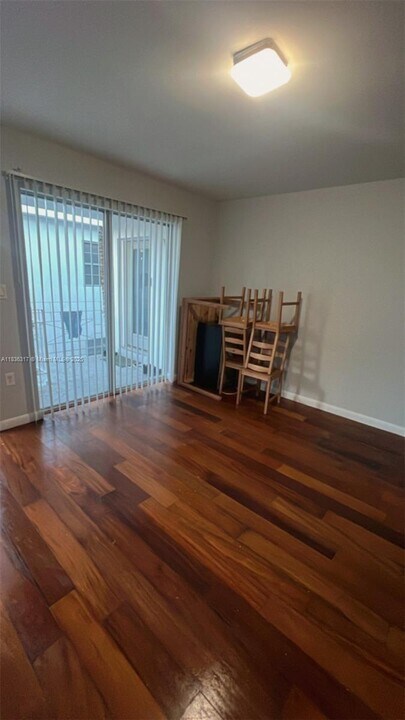 1560 Pennsylvania Ave in Miami Beach, FL - Building Photo