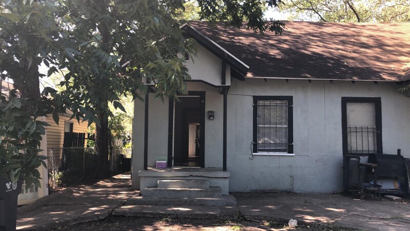 930 N 11th St in Waco, TX - Building Photo