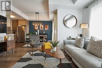 60-60 Orchid Pl Dr in Toronto, ON - Building Photo - Building Photo