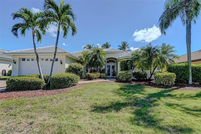 property at 5613 Harbour Cir