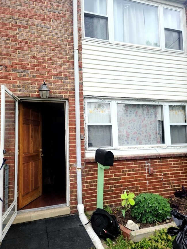 property at 4160 Hollins Ferry Rd