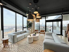 503 S Damen Ave, Unit 1 in Chicago, IL - Building Photo - Building Photo