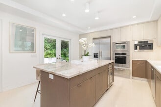 443 Seaview Ave in Palm Beach, FL - Building Photo - Building Photo