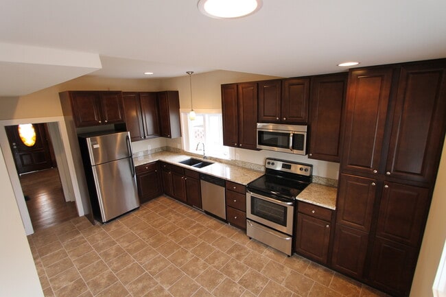 1317 S 36th St in Omaha, NE - Building Photo - Building Photo