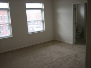1451 S Halsted St in Chicago, IL - Building Photo - Building Photo
