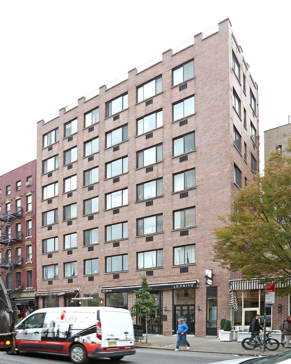 614-626 Tenth Ave in New York, NY - Building Photo