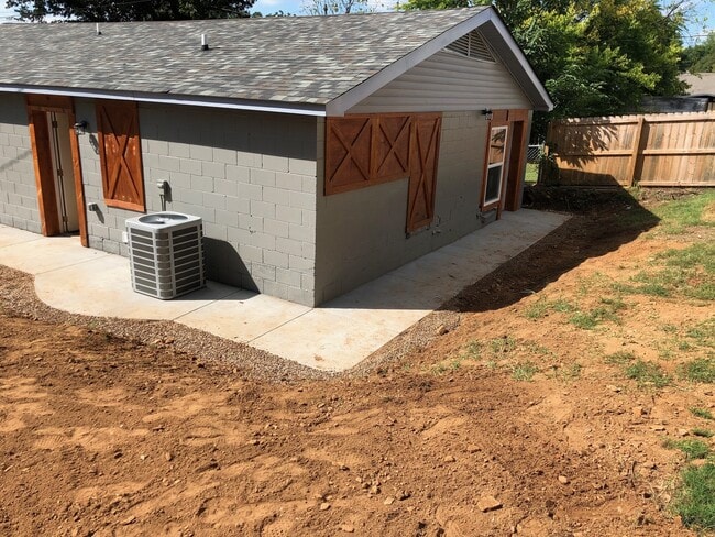 1212 Cedar St in Van Buren, AR - Building Photo - Building Photo