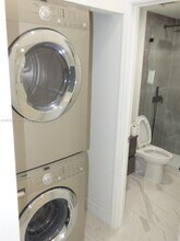 5643 N Park Rd in Fort Lauderdale, FL - Foto de edificio - Building Photo