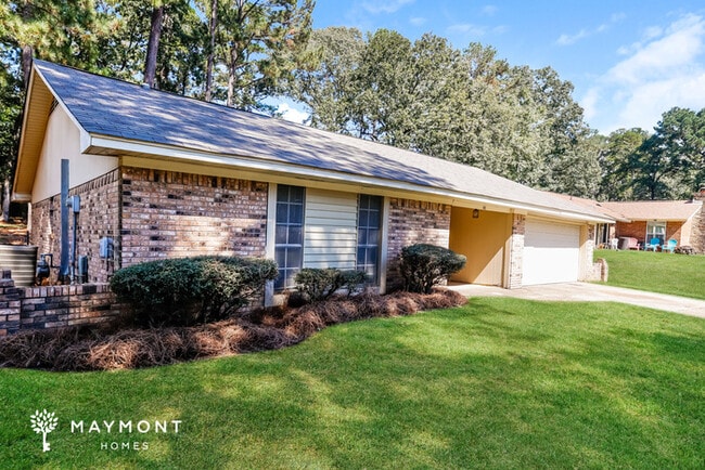 126 Oak Hill Pl in Brandon, MS - Building Photo - Building Photo