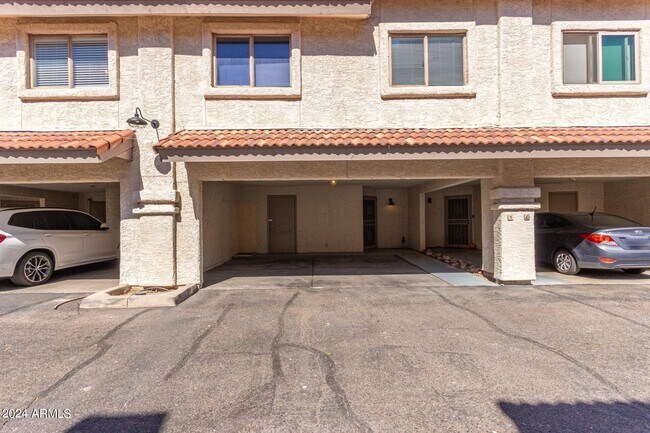 4328 N 36th St in Phoenix, AZ - Building Photo - Building Photo