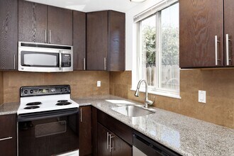 2231 Ward St in Berkeley, CA - Building Photo - Building Photo