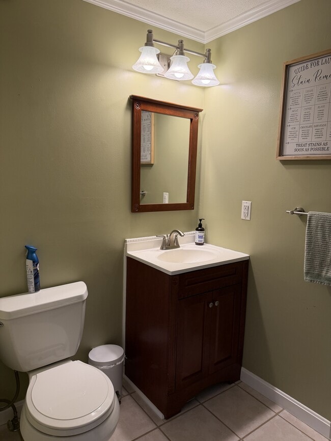 20 Profile Cir in Nashua, NH - Building Photo - Building Photo