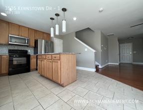 3505 Kernstown Dr in Raleigh, NC - Building Photo - Building Photo