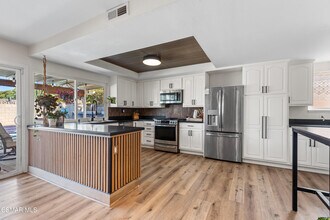 363 Larcom St in Thousand Oaks, CA - Building Photo - Building Photo