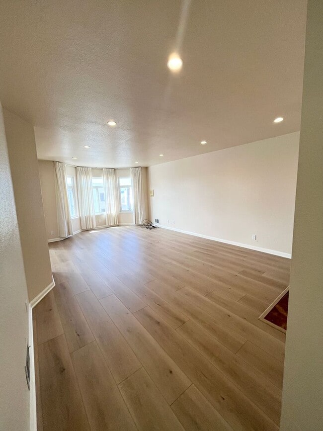 property at 2318 Taraval St