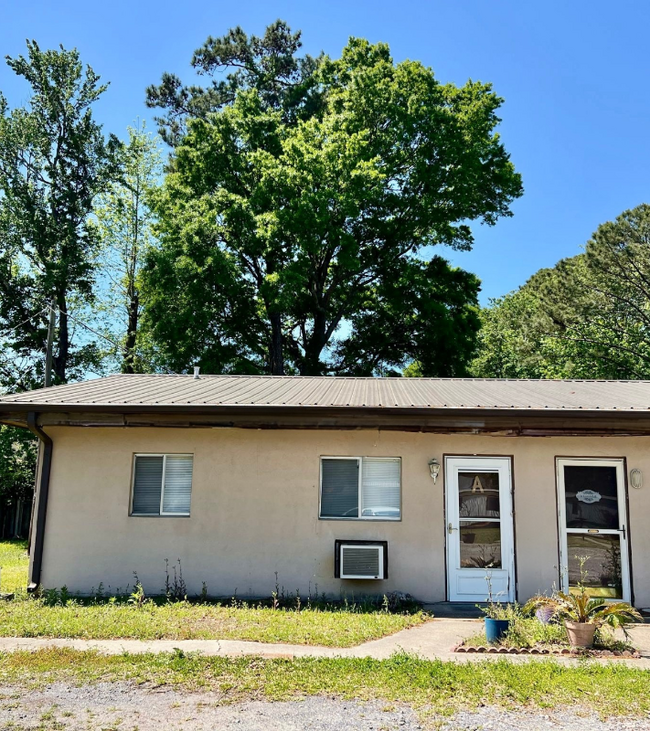 property at 831 Bay St