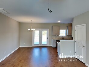 316 Wyburn Pl in Burns, TN - Building Photo - Building Photo