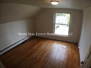 29 Holyoke St-Unit -3 in Brewer, ME - Building Photo - Building Photo