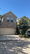 8007 Villa De Norte St in Houston, TX - Building Photo