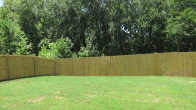 1104 Pk Mdws Dr in Whitehouse, TX - Building Photo - Building Photo