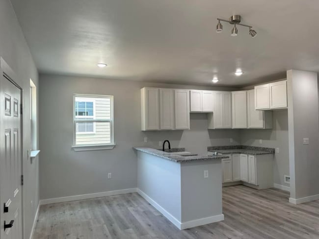 property at 3303 W 15th St