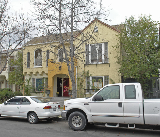 439 N Orange Grove Ave in Los Angeles, CA - Building Photo - Building Photo