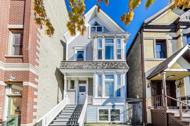 property at 2917 N Southport Ave