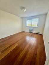 1168 Main St in Stratford, CT - Building Photo - Building Photo