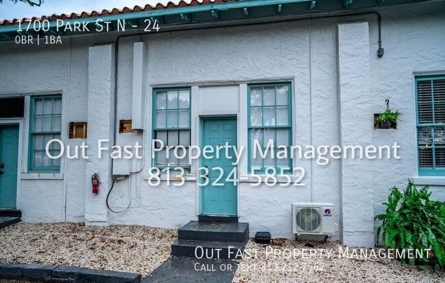 1700 Park St N, Unit 24 in St. Petersburg, FL - Foto de edificio - Building Photo