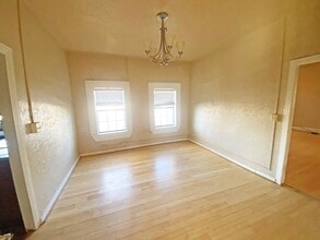 109 N 11th St in Alpine, TX - Building Photo - Building Photo