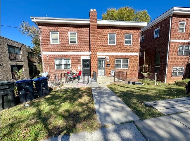 property at 314 Atlantic St SE