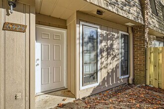 6424 Woodstone Way in Morrow, GA - Building Photo - Building Photo