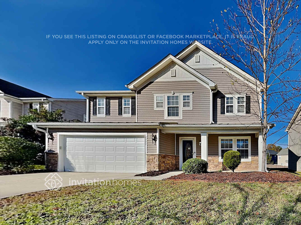 2331 Harwood Hills Ln in Charlotte, NC - Building Photo