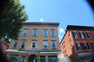 457 Franklin Ave, Unit 3S in Hartford, CT - Building Photo