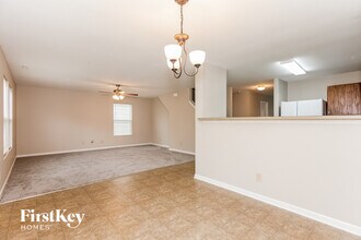 7323 Mitzi Deborah Dr in Charlotte, NC - Building Photo - Building Photo