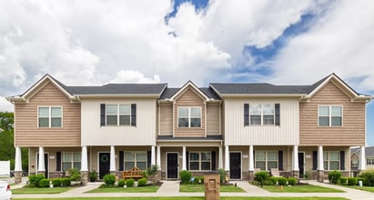 1700 Sprucedale Dr in Antioch, TN - Building Photo - Building Photo