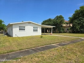 3818 Kennedy Cir in Cocoa, FL - Building Photo