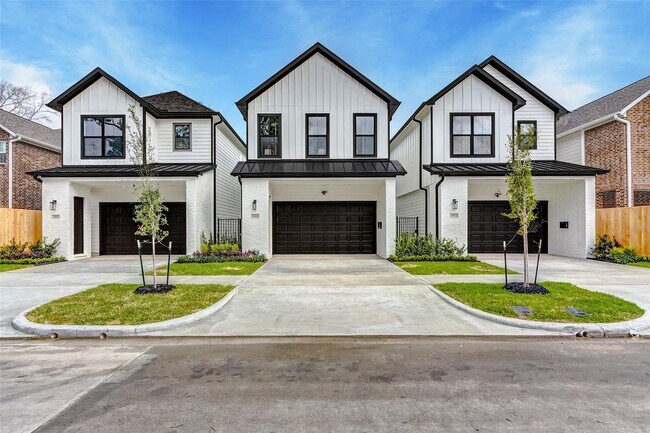7818 Janak Dr