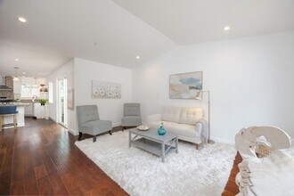 9690 Cabrillo Hwy in Moss Beach, CA - Building Photo - Building Photo