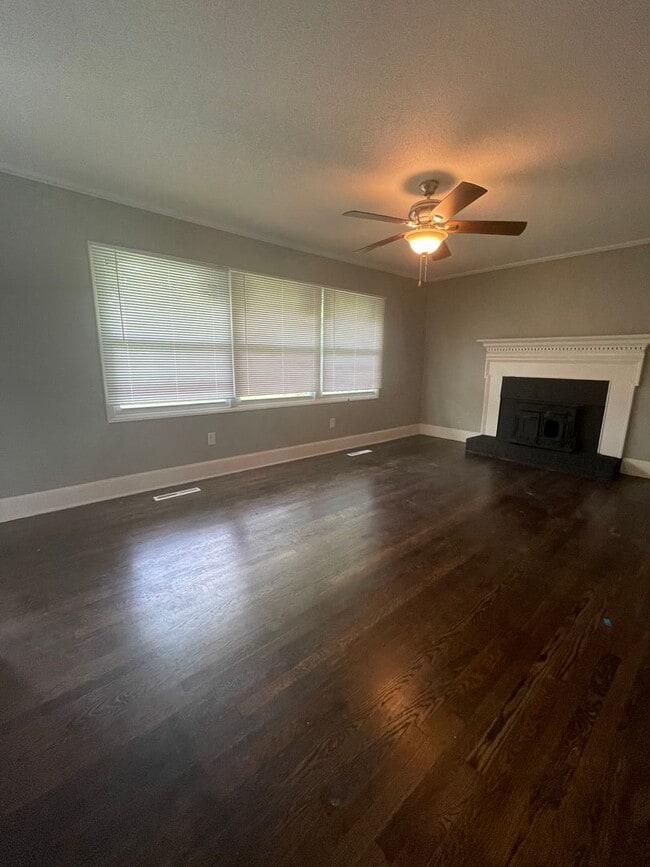 property at 2436 Davis Park Rd