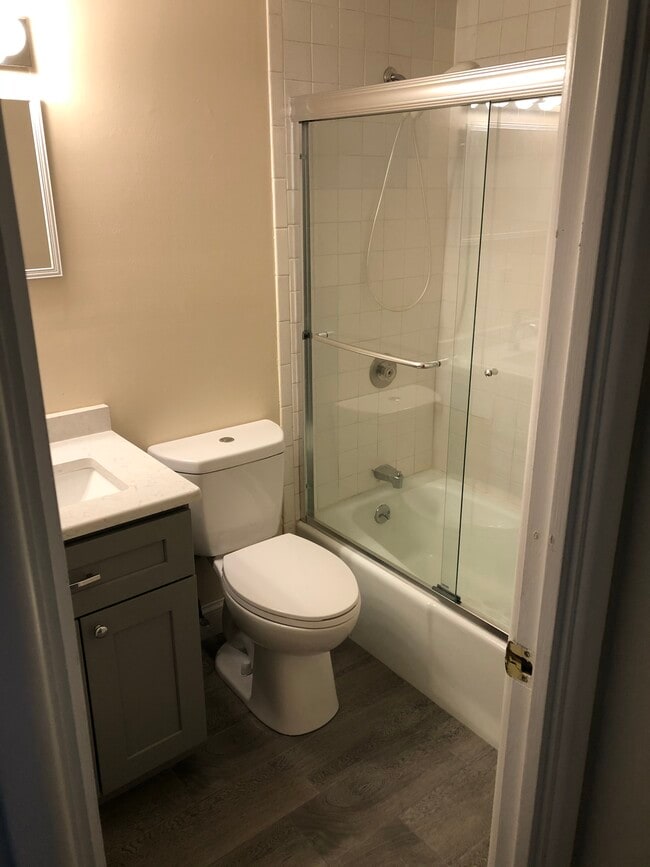 46 Cochituate Rd, Unit 304 in Framingham, MA - Building Photo - Building Photo