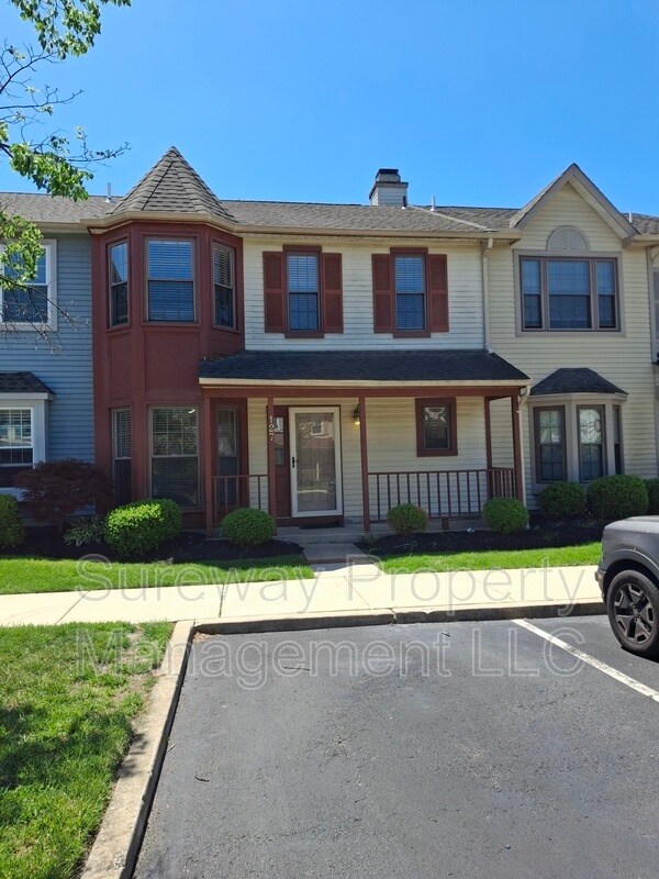 127 Crown Prince Dr