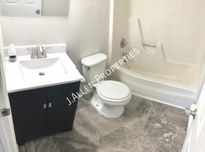 111 Gold Strike Dr in Norfolk, NE - Building Photo - Building Photo