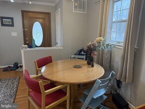 308 Clagett Dr in Rockville, MD - Building Photo - Building Photo