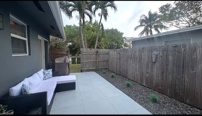 125 NE 30th Ct, Unit 125, Unit 125