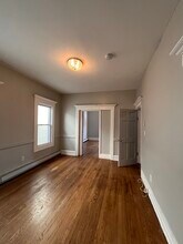 33 Lexington Ave, Unit 2 in Jersey City, NJ - Building Photo - Building Photo