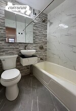 58 W 36th St. in New York, NY - Building Photo - Building Photo
