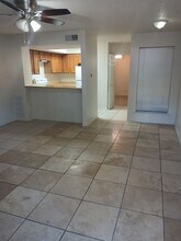 9809 Walnut St, Unit E114EE in Dallas, TX - Building Photo - Building Photo