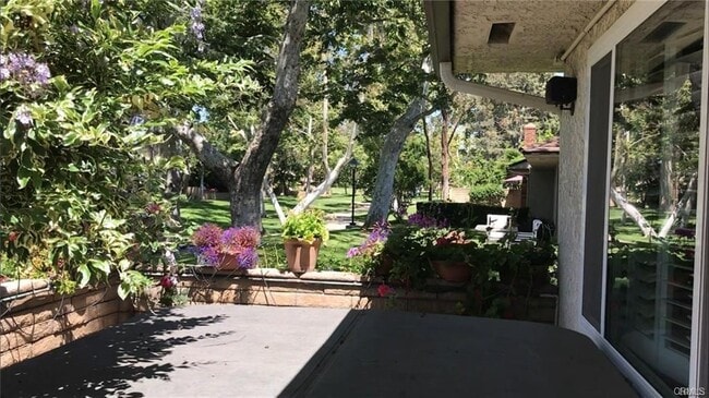 5201 Thorn Tree Ln in Irvine, CA - Building Photo - Building Photo
